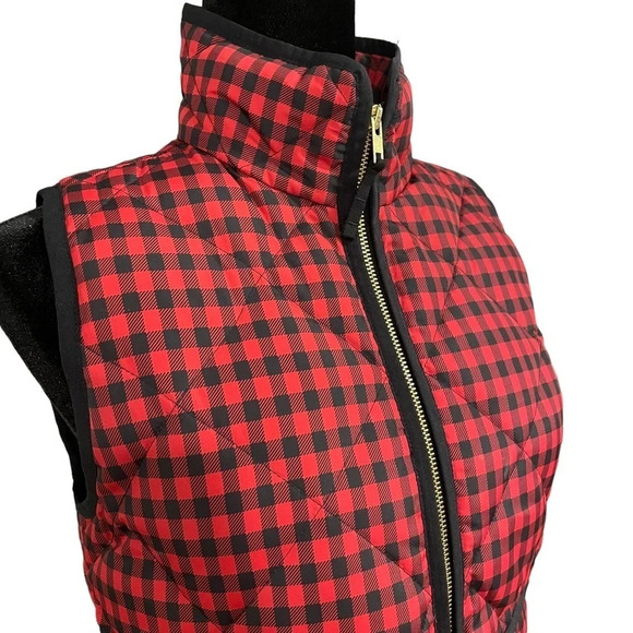 J. CREW Excursion Buffalo Red Black Plaid Vest Down Filled XS - Picture 7 of 9